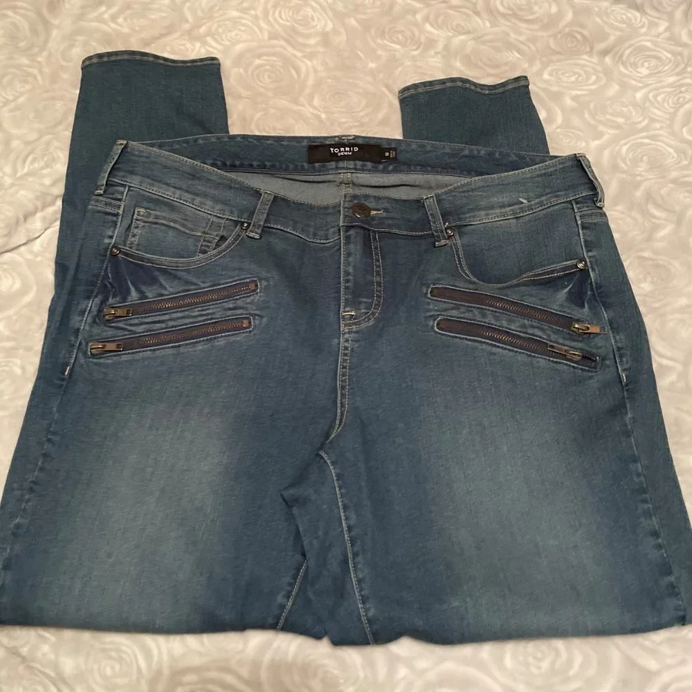 Torrid Stretch Jeans Tapered Ankles (P173) - Picture 2 of 6